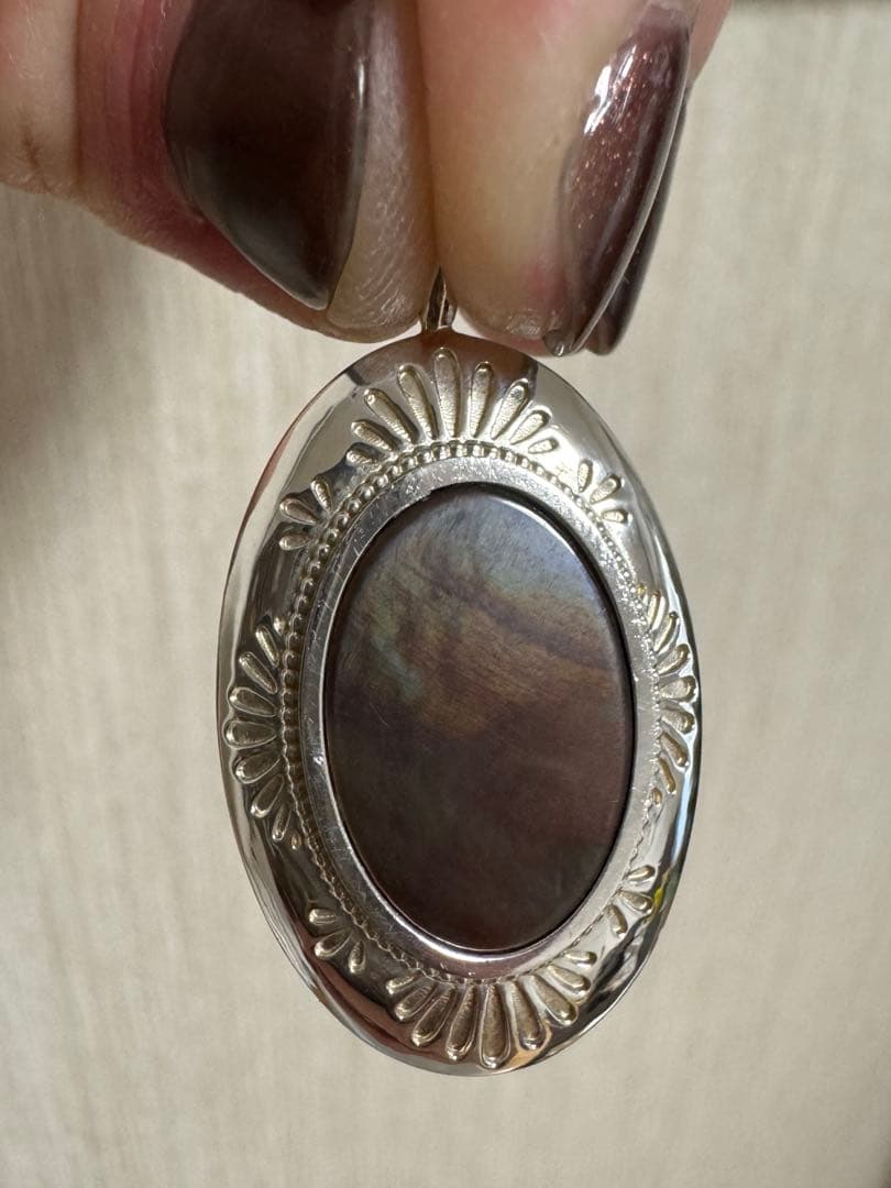 アガット✴︎silver チャーム✴︎黒蝶貝