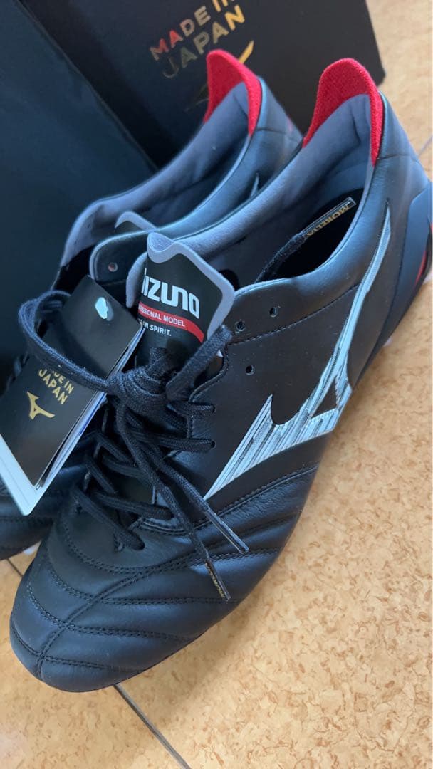 新品　モレリア　NEO4 サッカースパイク　ブラック　黒　ネオ4