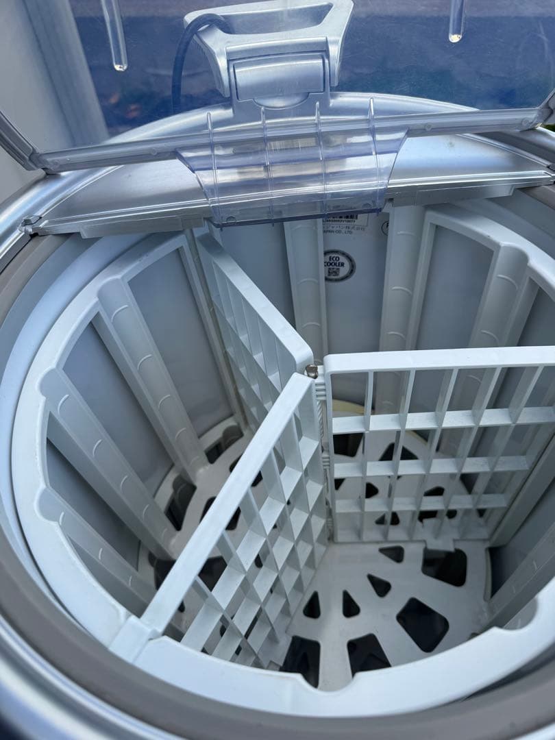 希少 レッドブル 缶型 冷蔵庫 送料込み RED BULL