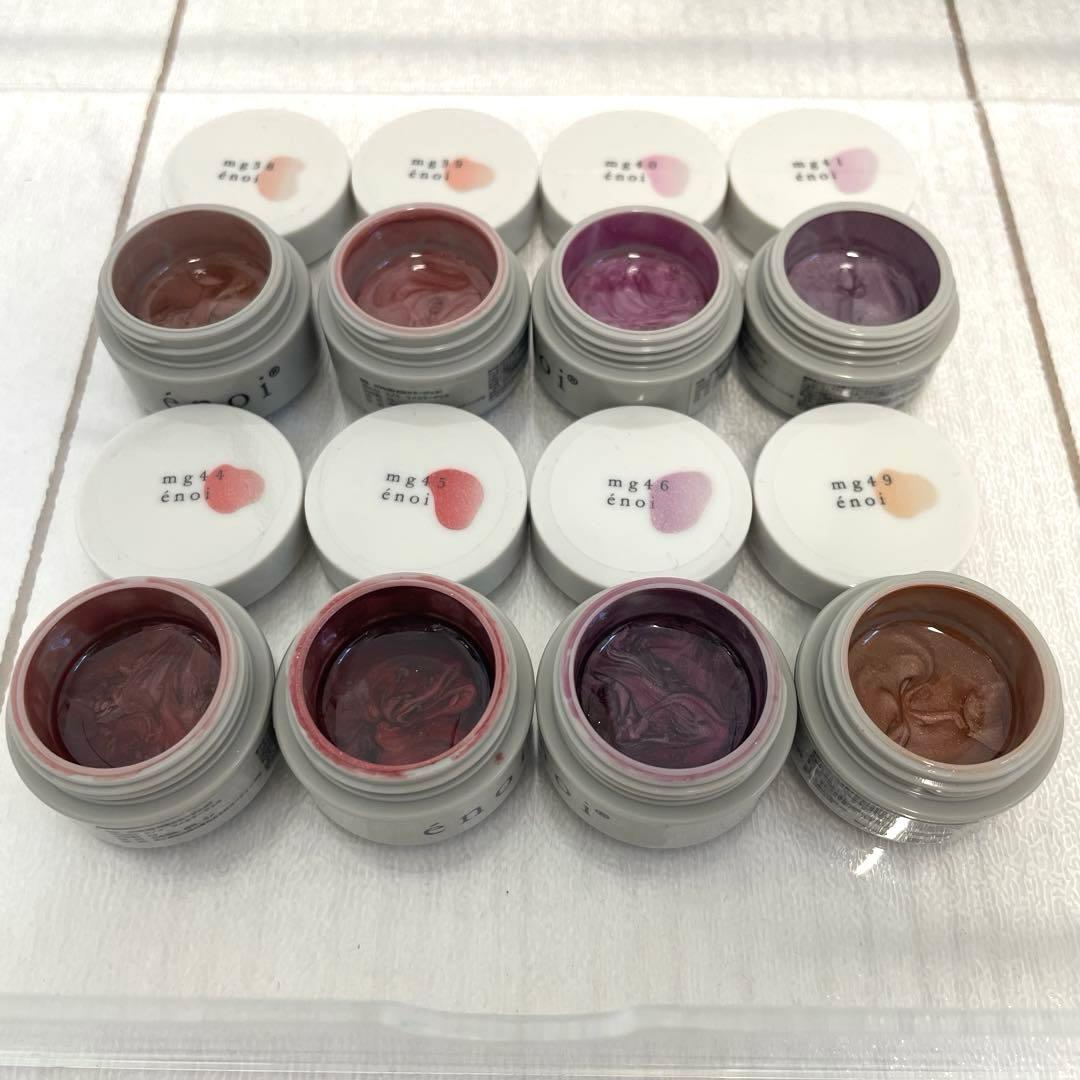 ほぼ未使用　enoi マグネットジェル