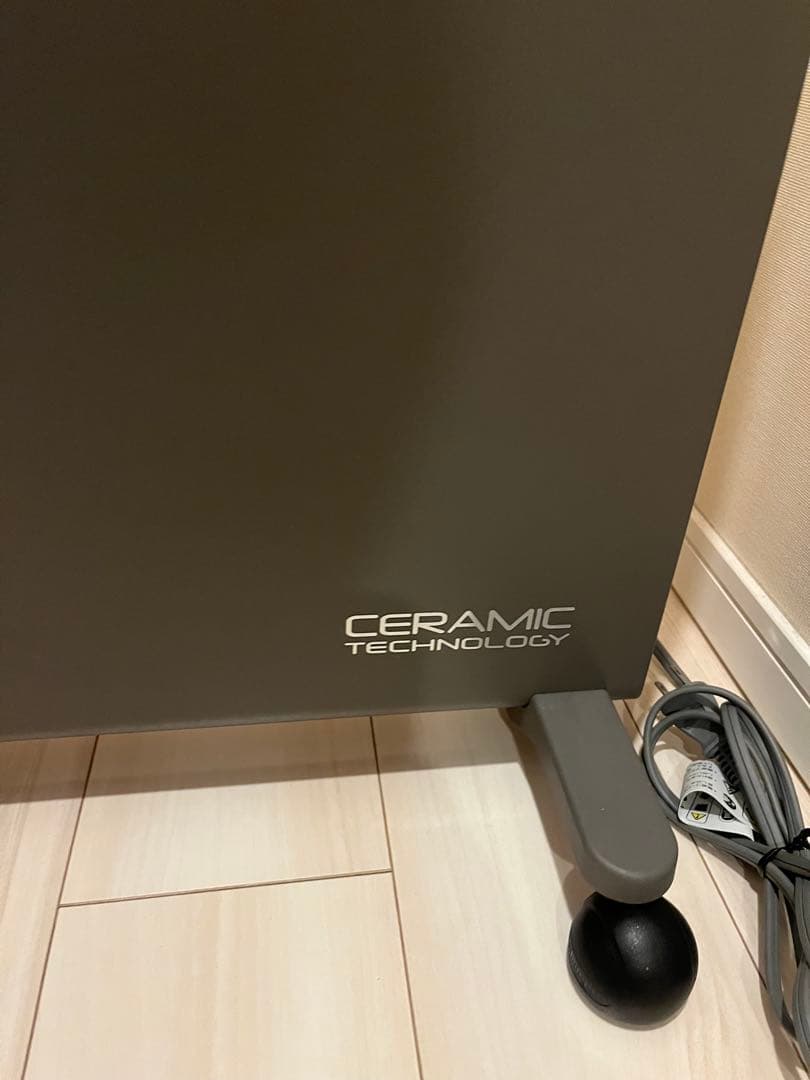 数回使用のみ✨DeLonghi デロンギ コンベクターヒーター HXJ60L12