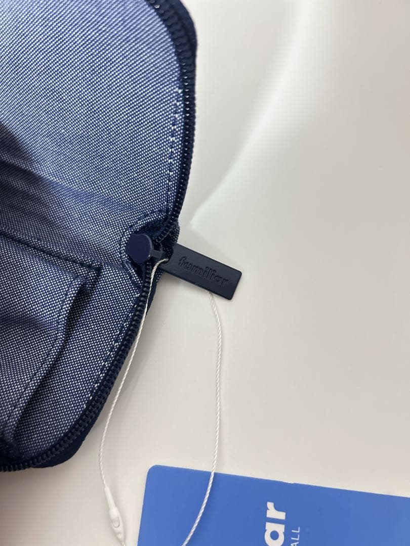 新品 ファミリア キーケース