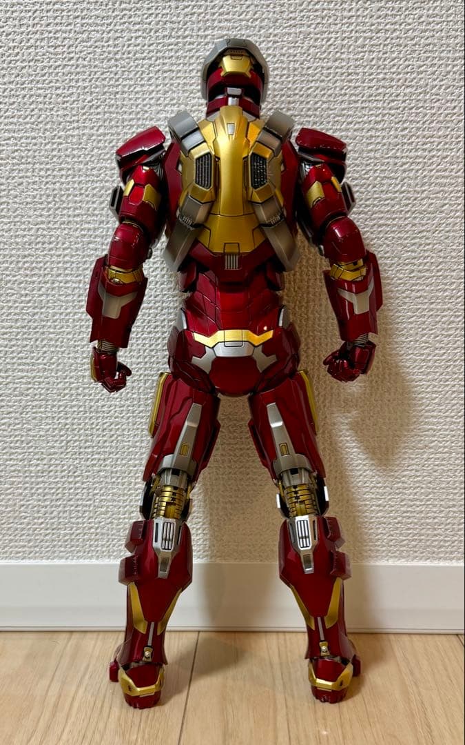 1/6ホットトイズ アイアンマン・マーク17(ハートブレイカー)