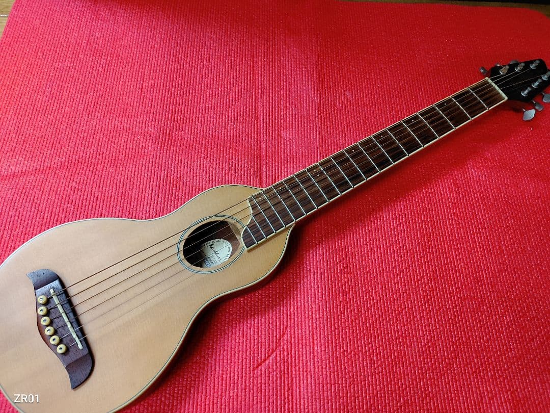 Wohler Rover R010 トラベルギター