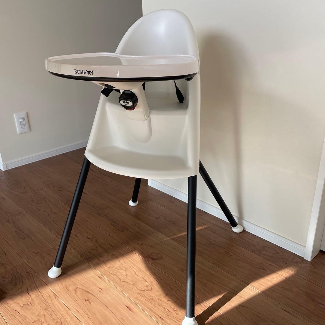 ベビービョルン★ハイチェア★安全ベルトありBabyBjörn ホワイト★ブラック