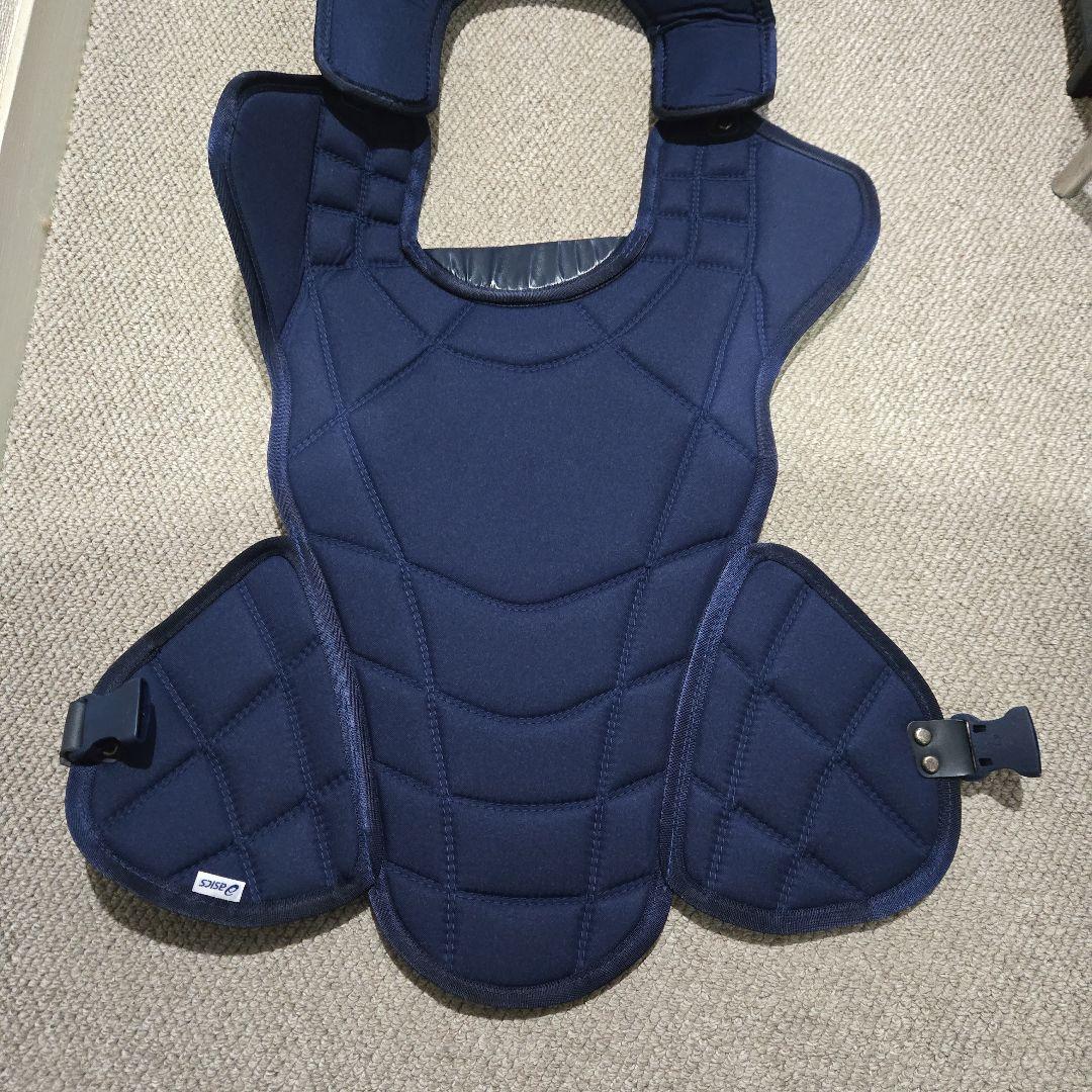 ナ*ガ様 アシックス　ゴールドステージ　大人　軟式用　プロテクターレガースセット