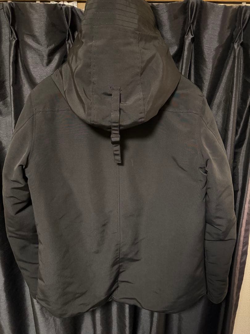 カナダグース ブラック ダウンジャケット