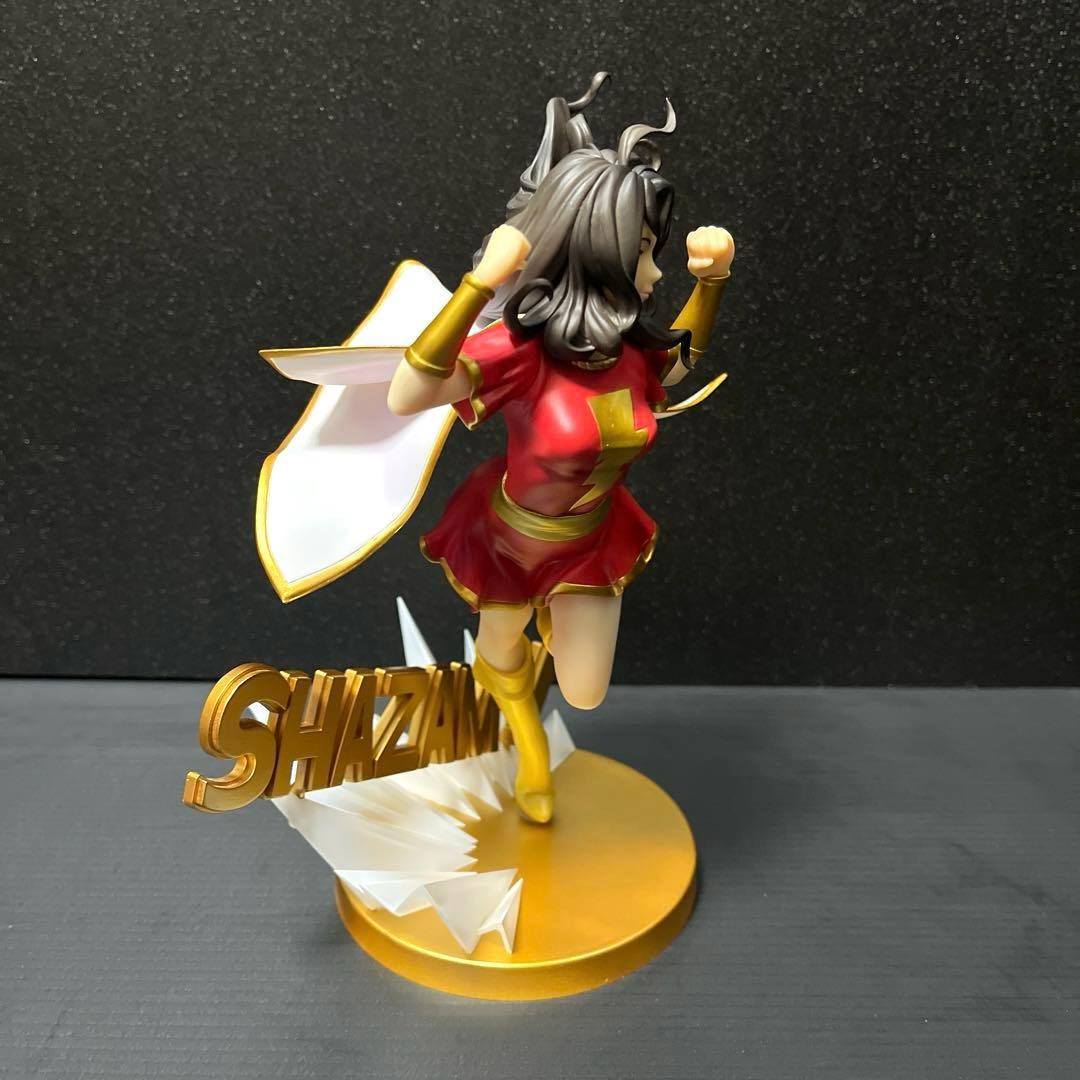 メアリー　シャザム！　コトブキヤ　美少女シリーズ　フィギュア　山下しゅんや　DC