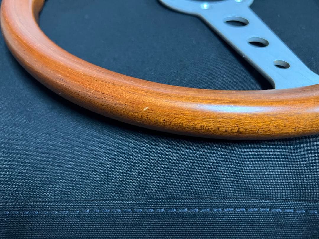 momo INDY フラットスポーク 35φ