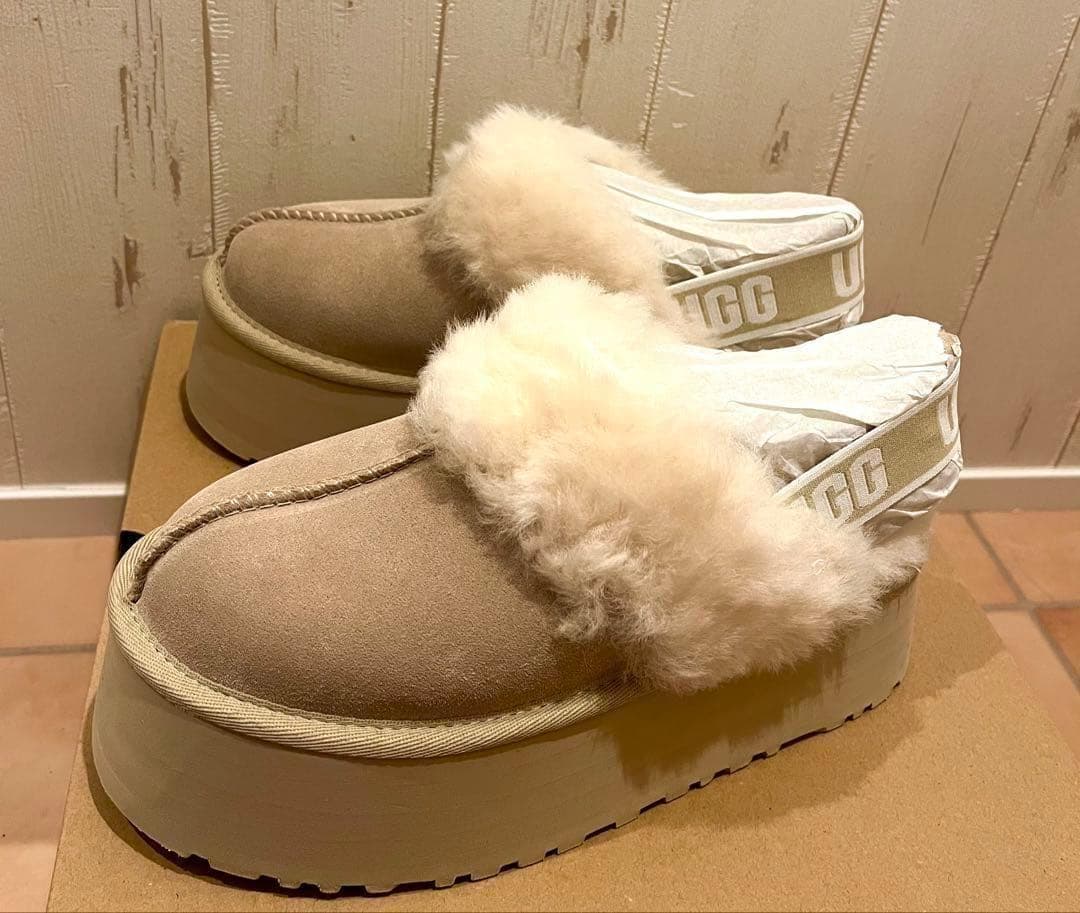 ラスト一点！国内完売品UGG Funkette マスタードシード 23cm