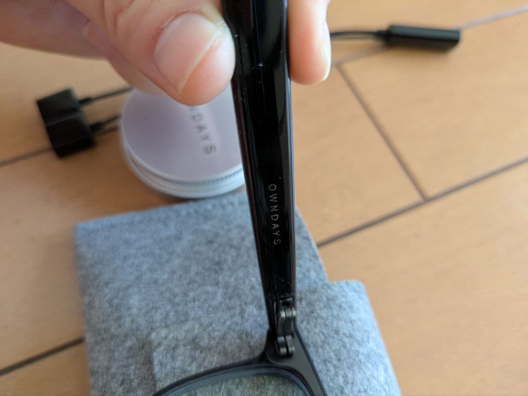 owndays 　メガネ　huawel