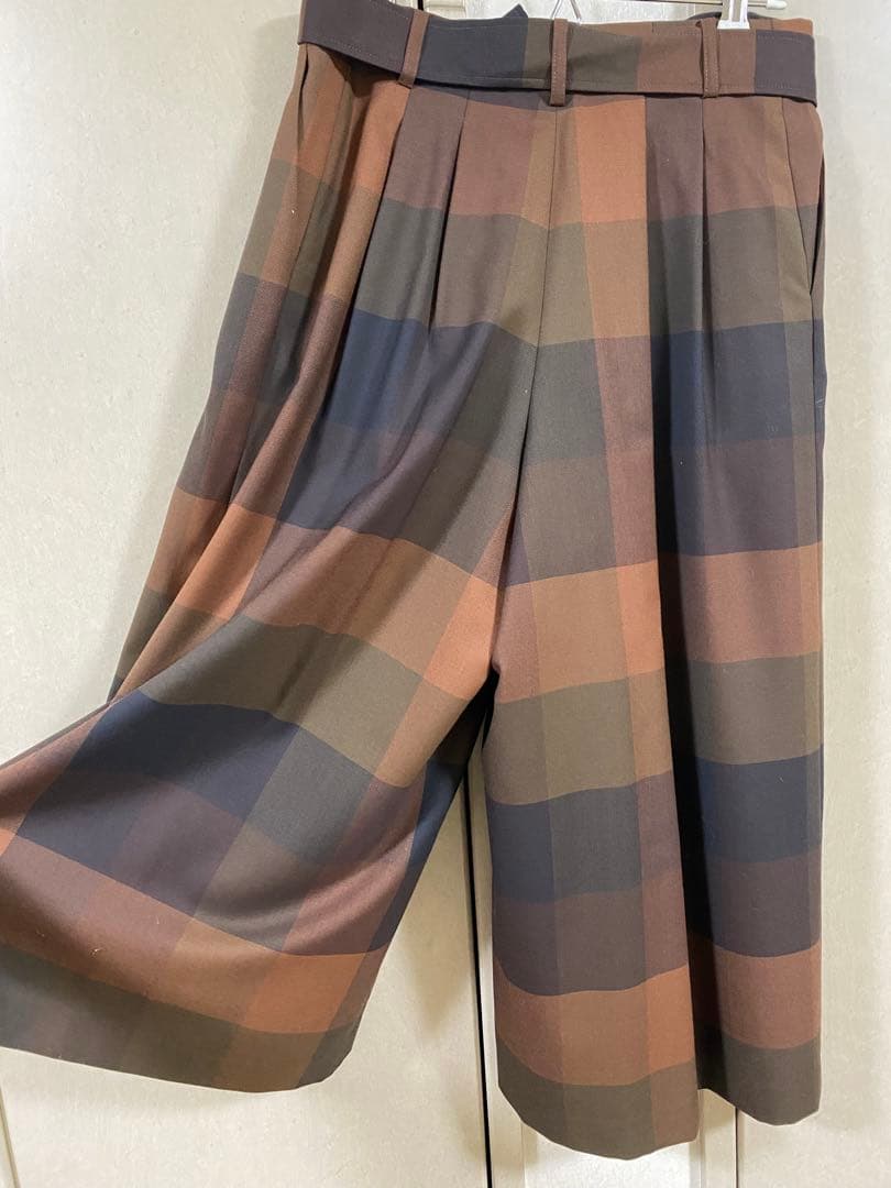 DAKS ガウチョパンツ ウエストリボン付き　ブラウン系　チェック