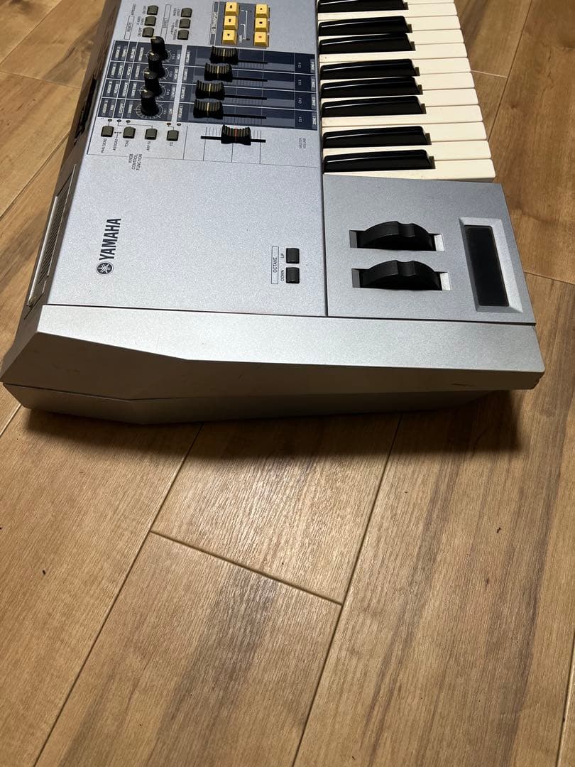 Yamaha MOTIF ES6 シンセサイザー 61鍵ジャンク品