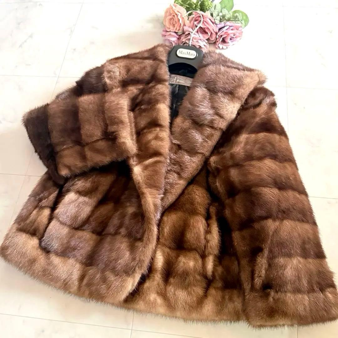 人気デザイン★サガ デミバフミンク クロップド ファーコート 毛皮 女優襟 横段