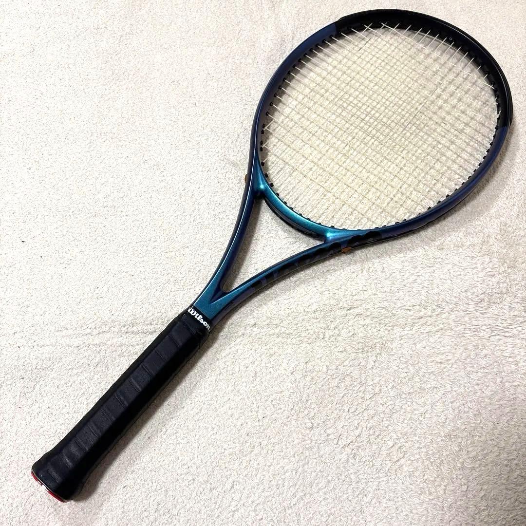 ① Wilson ULTRA V4.0 100 テニス　ラケット　ウィルソン