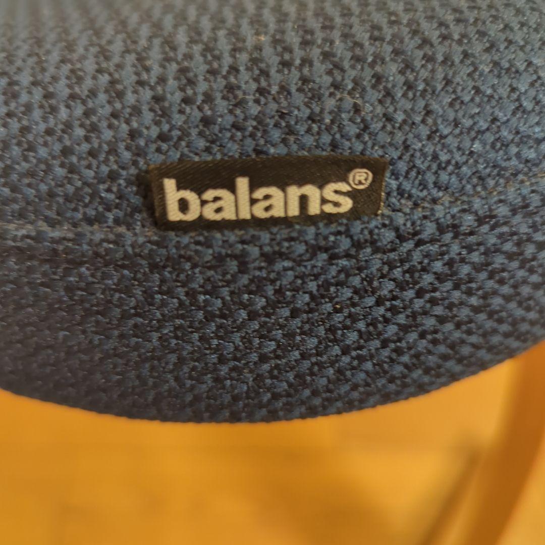 【新品未使用】balans easy 姿勢矯正チェア ネイビー