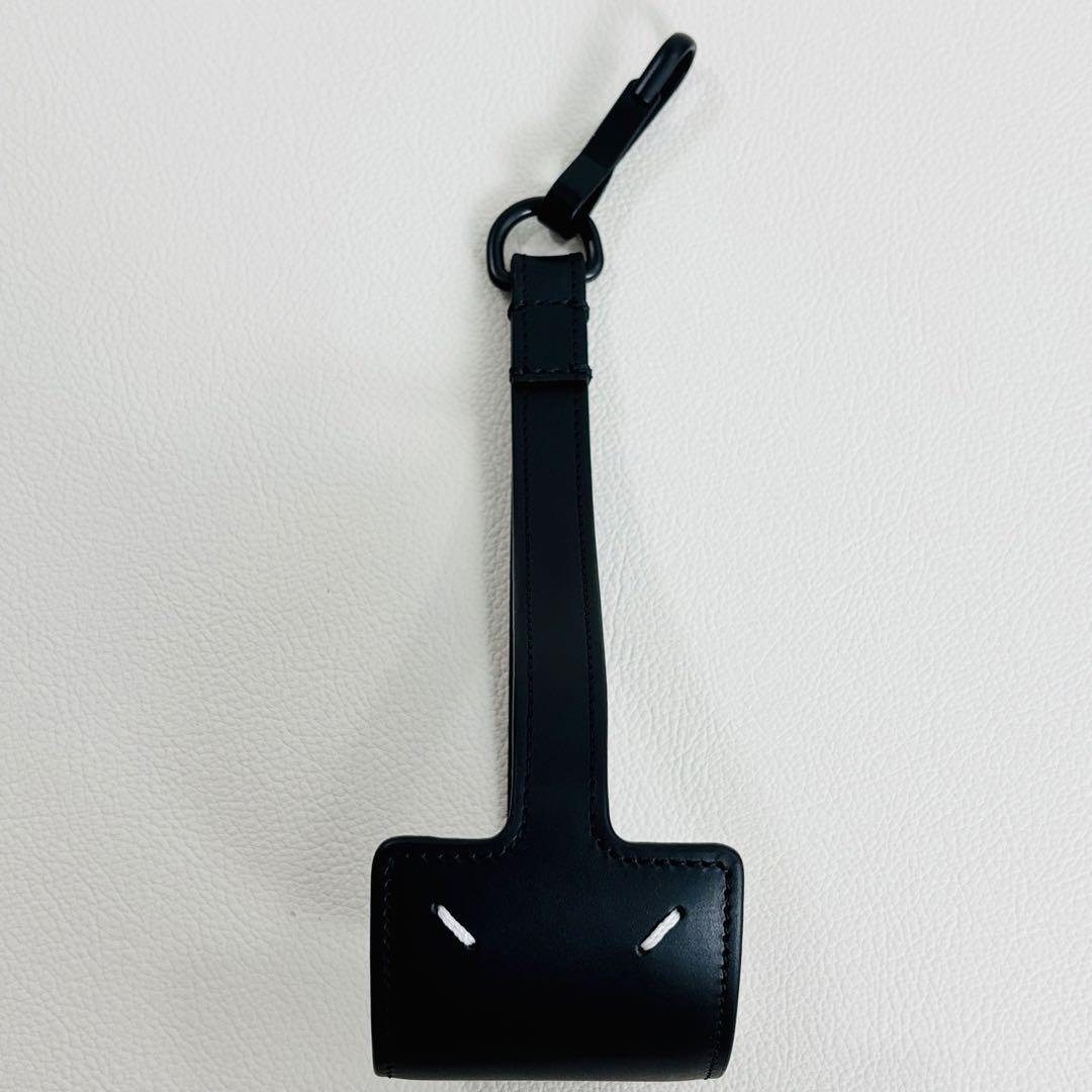 1786【未使用品】メゾンマルジェラ ハンドストラップ ステッチ レザー