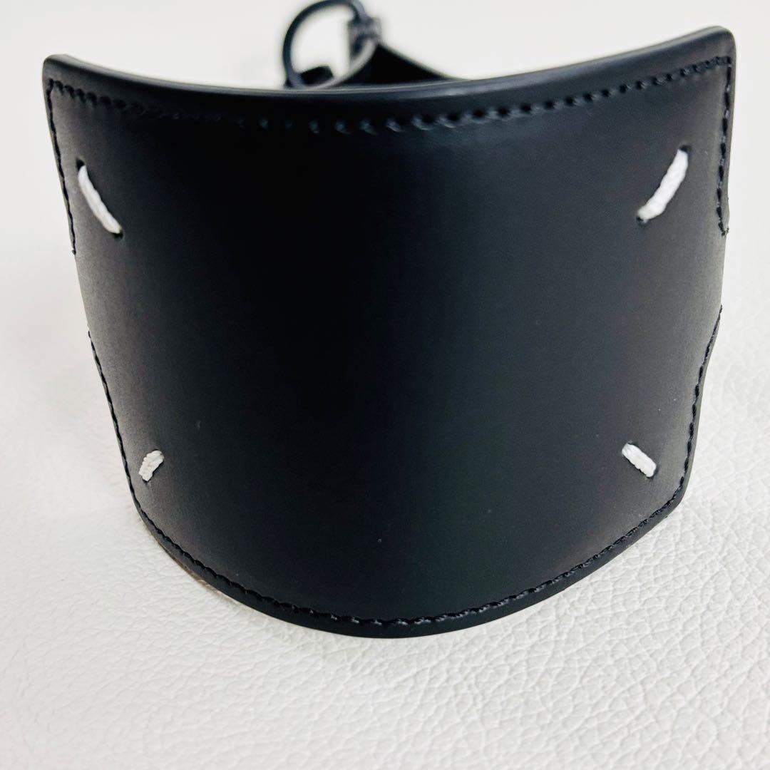 1786【未使用品】メゾンマルジェラ ハンドストラップ ステッチ レザー