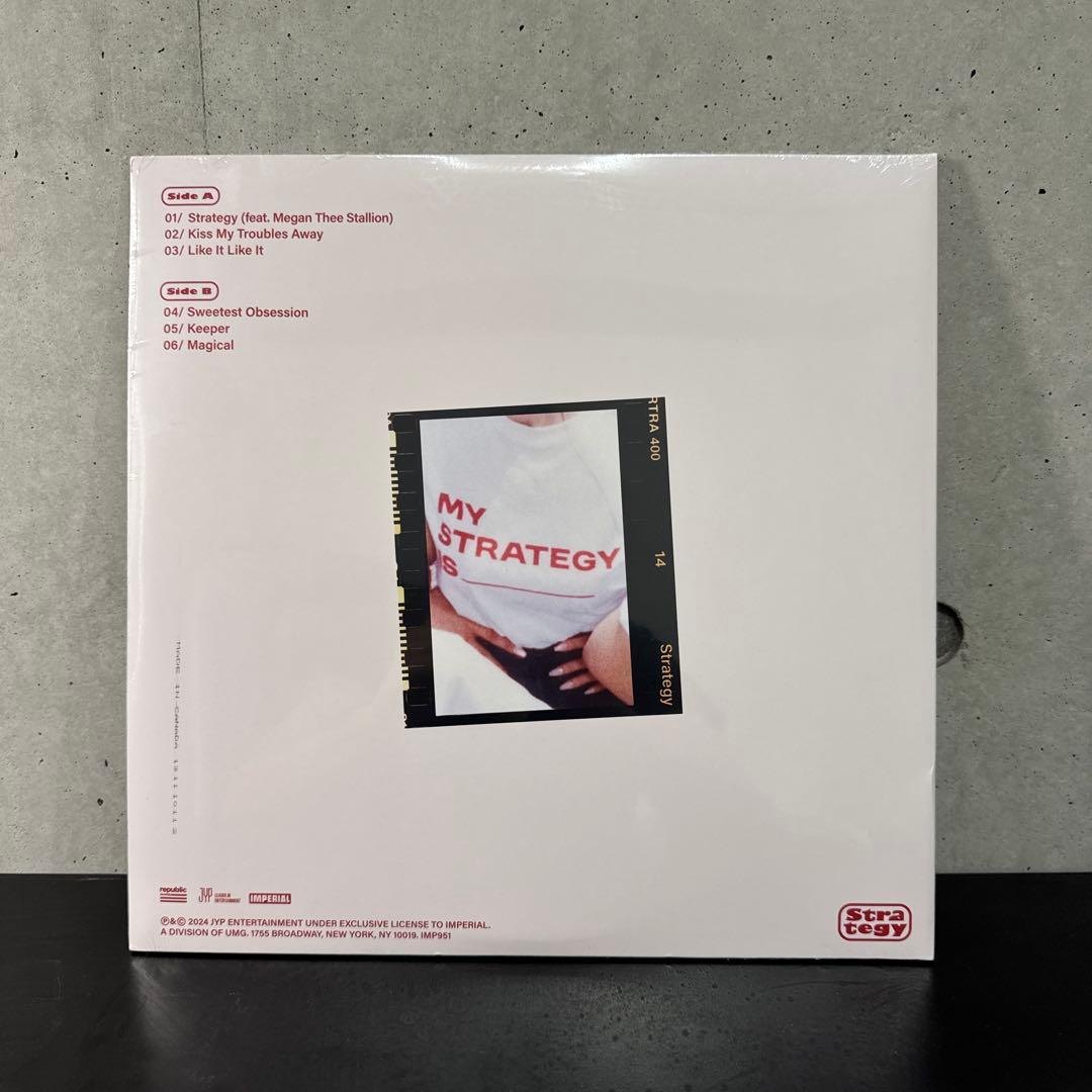 限定版 TWICE 14th Mini Album Strategy レコード