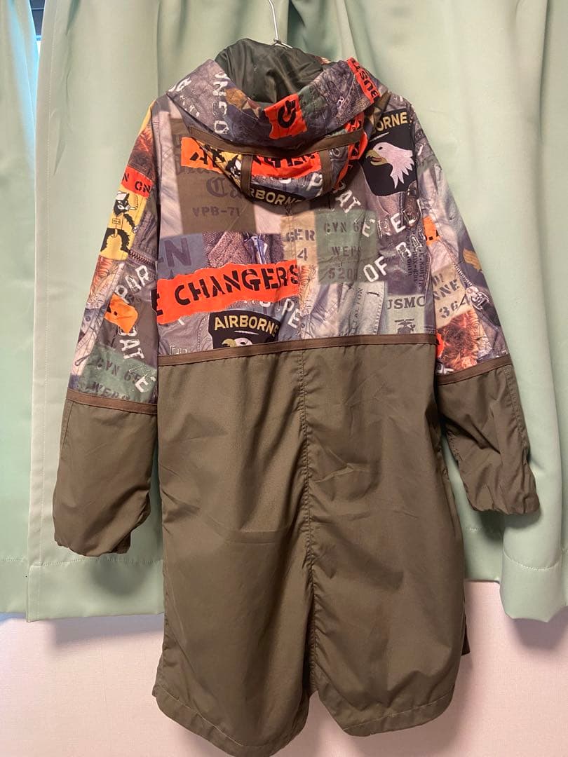 AVIREX 迷彩柄 フード付きモッズコート