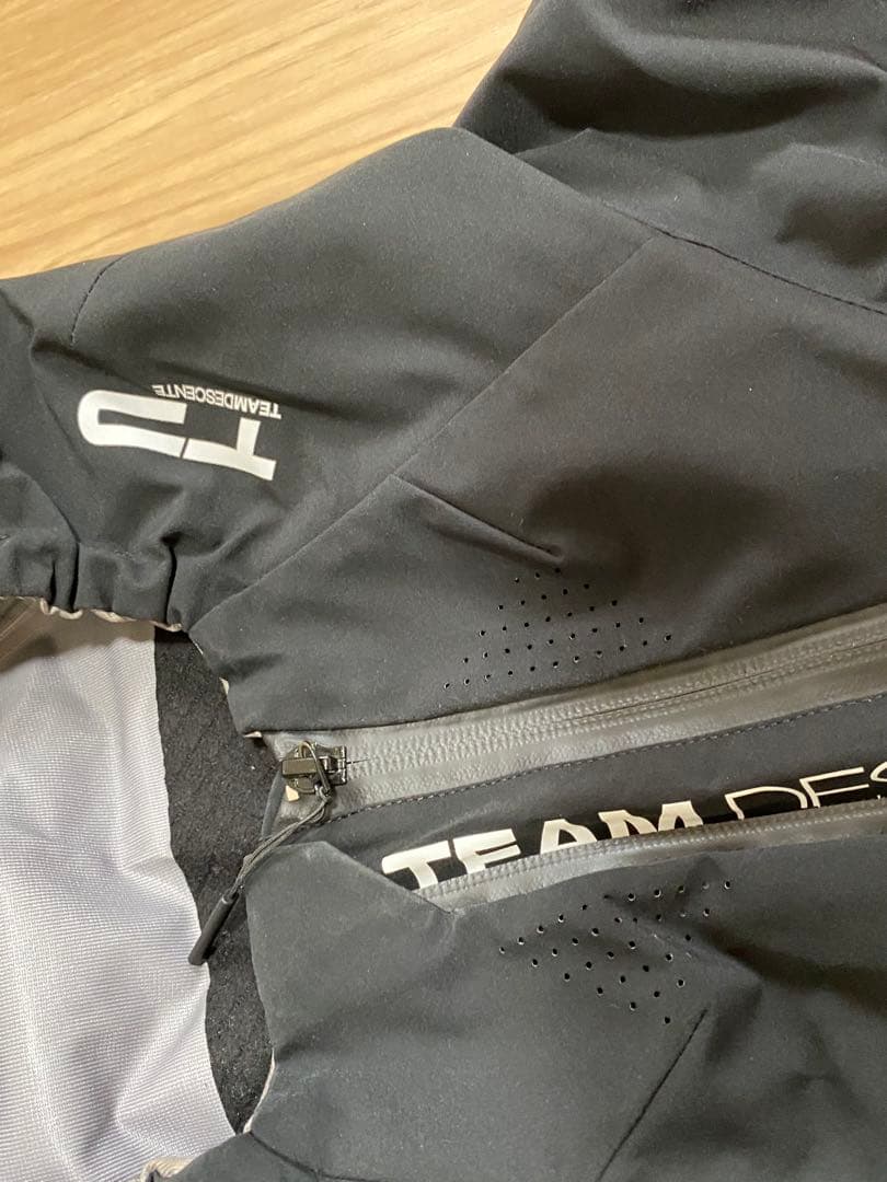 ★送料無料★お値下げ中♪非売品　選手用　デサントメイト　スキーウエア 上下セット