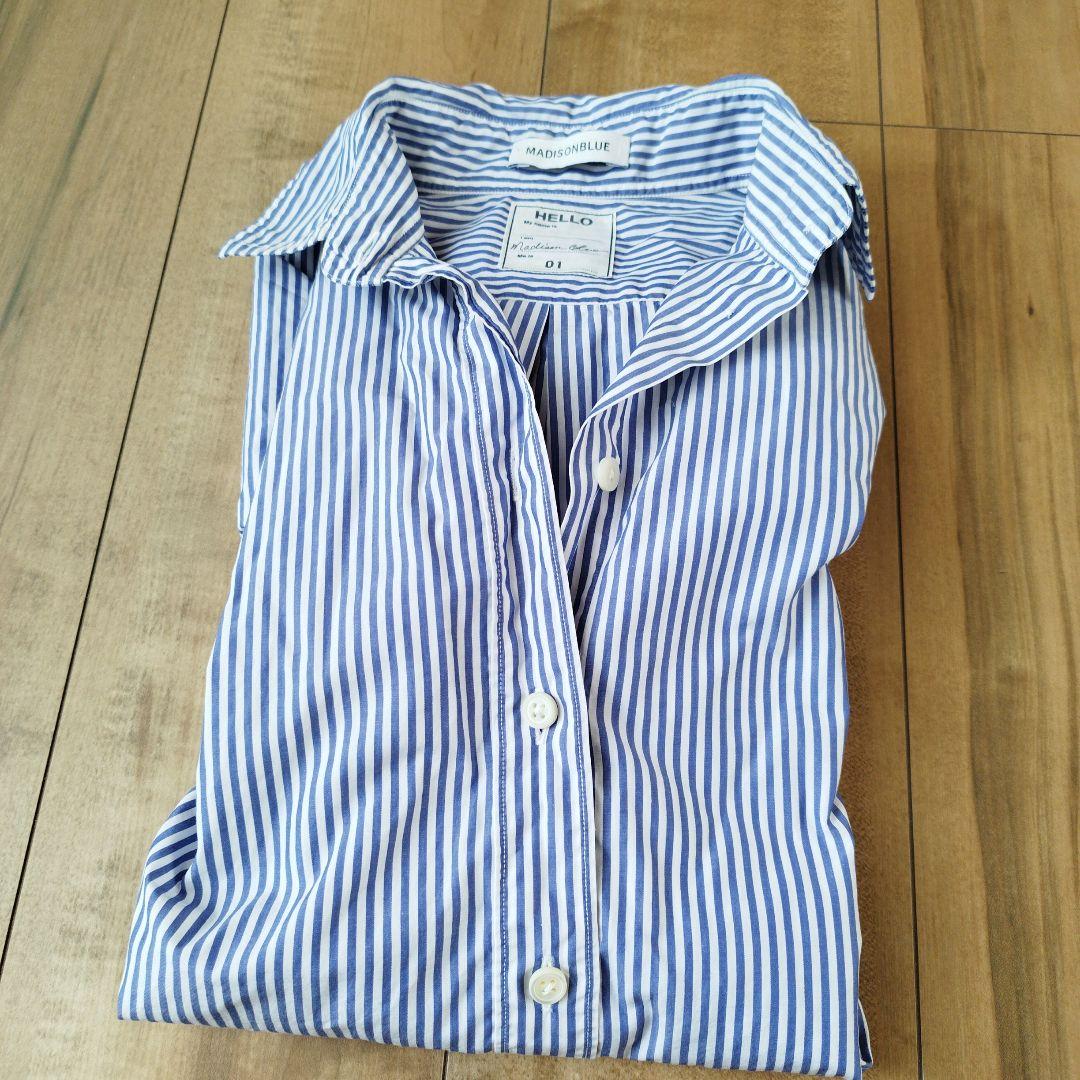 マディソンブルー　ストライプシャツ