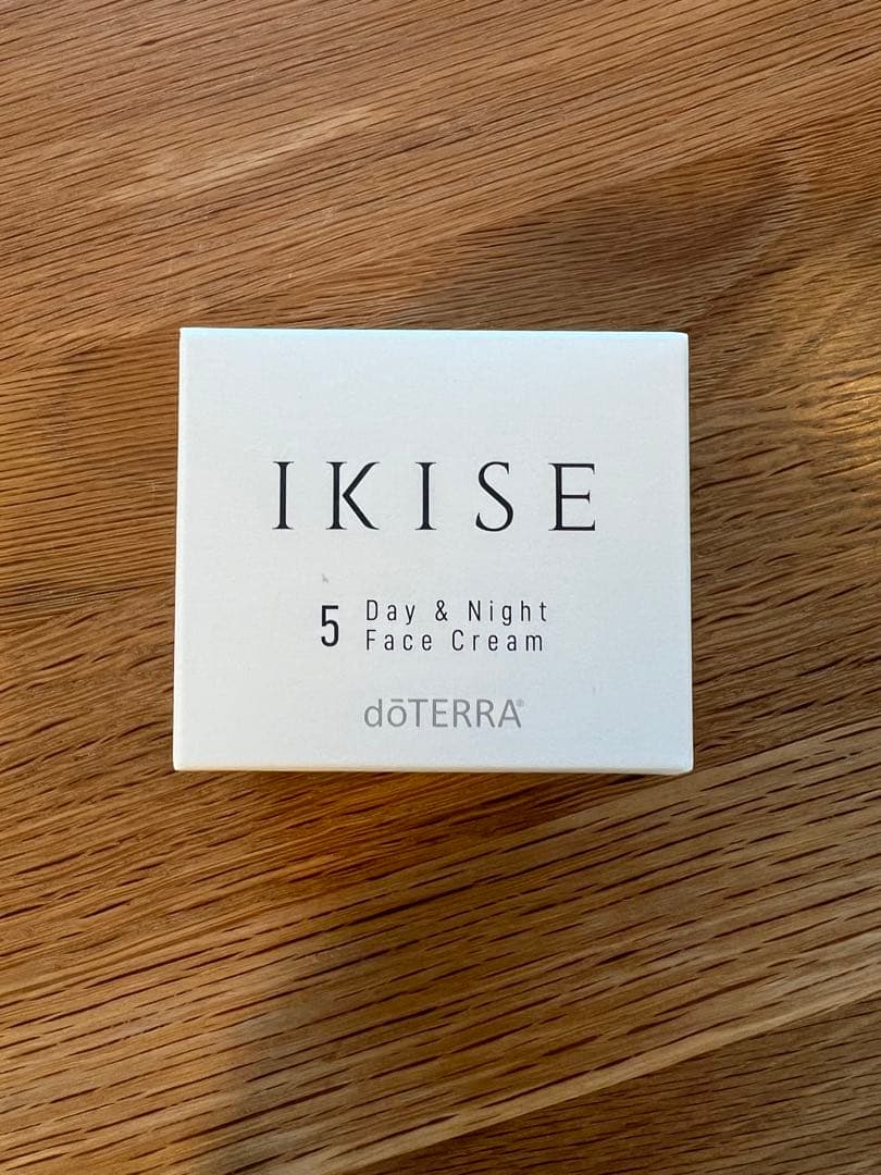 IKISE 【ローション スムーズ＆リッチ】【デイ&ナイト　フェイスクリーム】