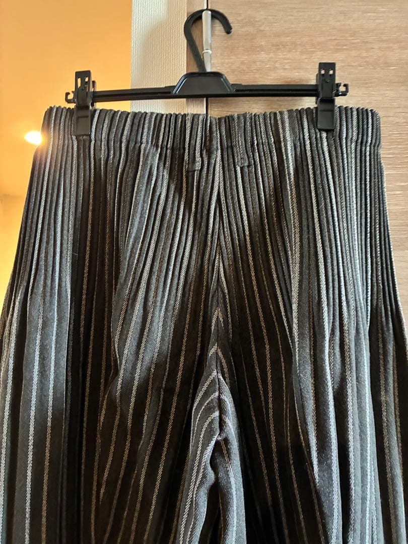 オムプリッセ　イッセイミヤケ　パンツ　3