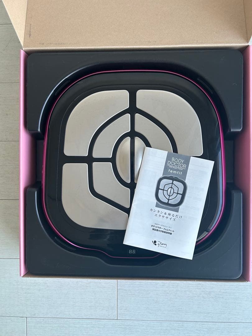 BODY DOCTOR EMSケイゲルトレーナー femfit