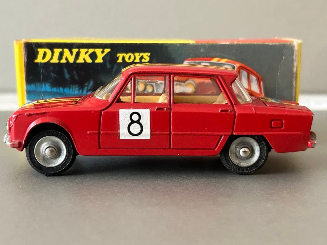 Dinky Toys ディンキー アルファロメオ ジュリア1600 当時物