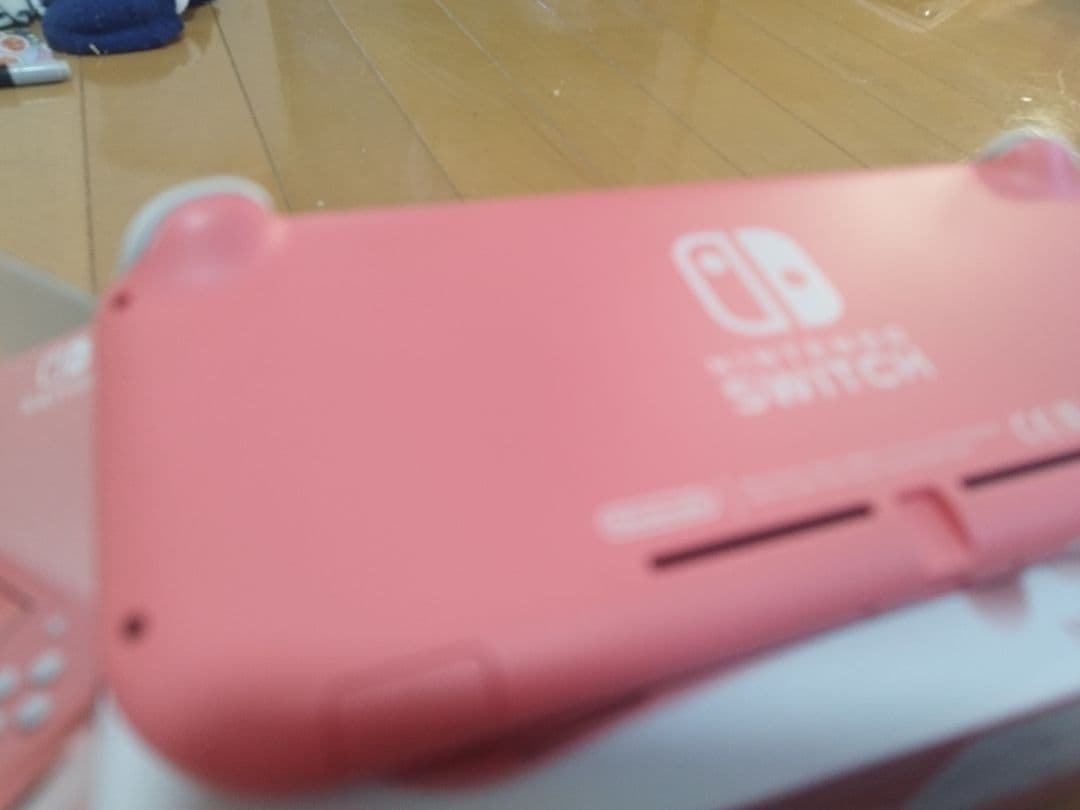 美品【512ギガSDカード付】Nintendo Switch Lite 本体