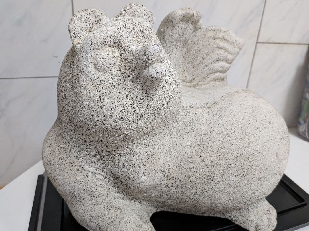 花崗岩（御影石）全長２４Ｘ横幅２３Ｘ高さ２４センチ重量１０キログラム超タヌキ置物