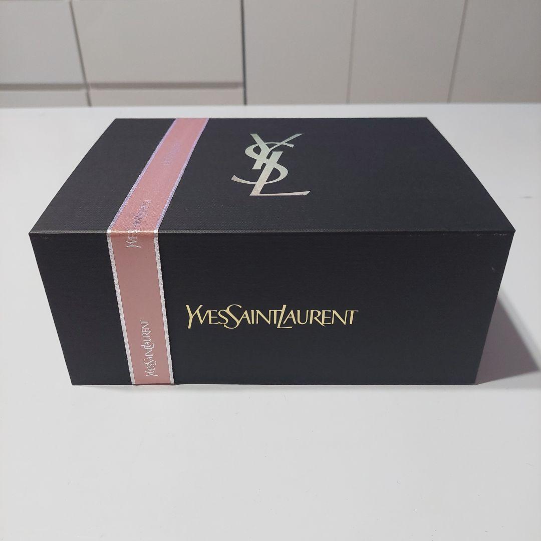 イヴサンローラン YSLオリジナル ブラシホルダー　ギフトBOX紙袋付き