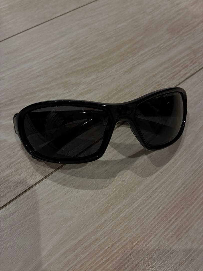 NIKE Archive サングラス マットブラックOUR’sローズ氏着用