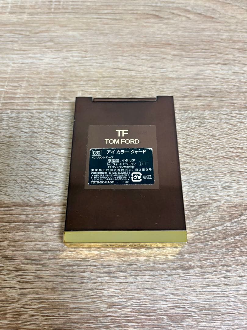 TOM FORD　アイカラークォード　030　インソレントローズ