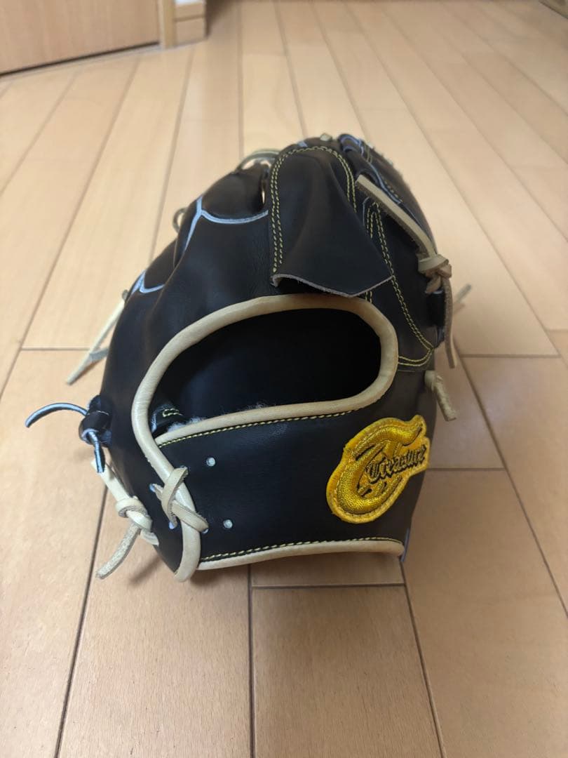 【umezumaさま専用】tresure トレジャー　投手用グローブ