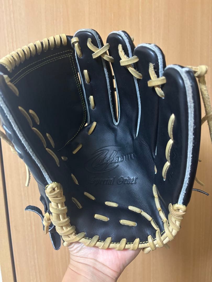 【umezumaさま専用】tresure トレジャー　投手用グローブ