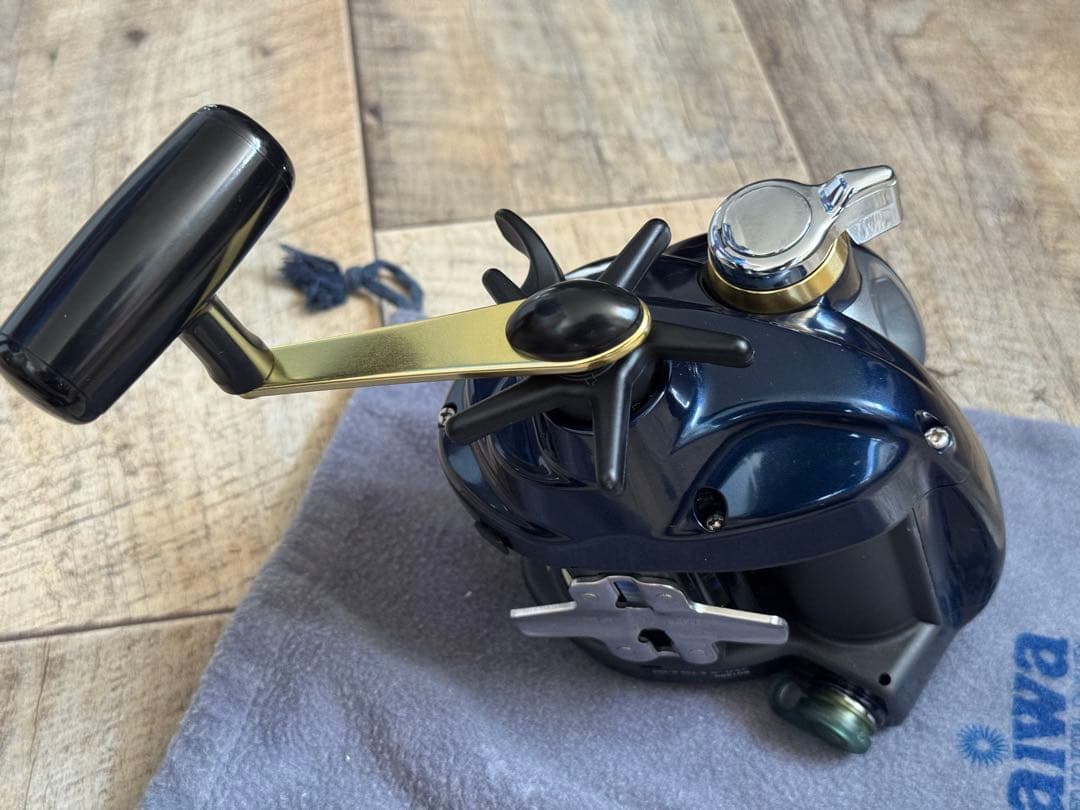 DAIWA TANACOM BULL 750 電動リール