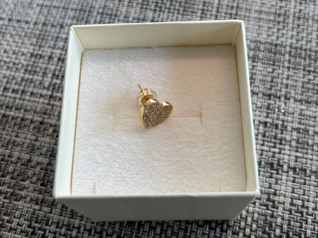 ビジュードエム　ハートピアスYG