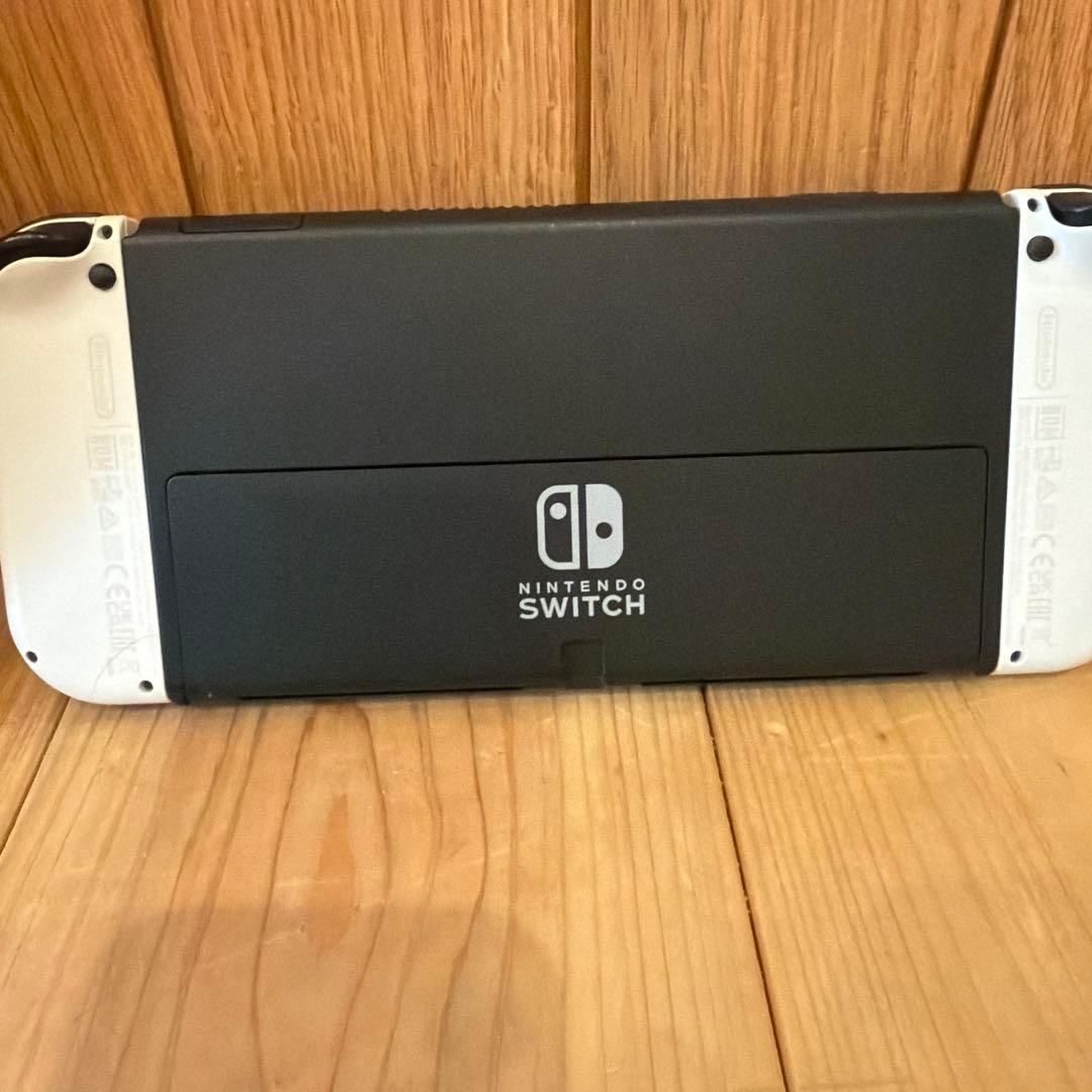 Nintendo Switch OLEDモデル ホワイト
