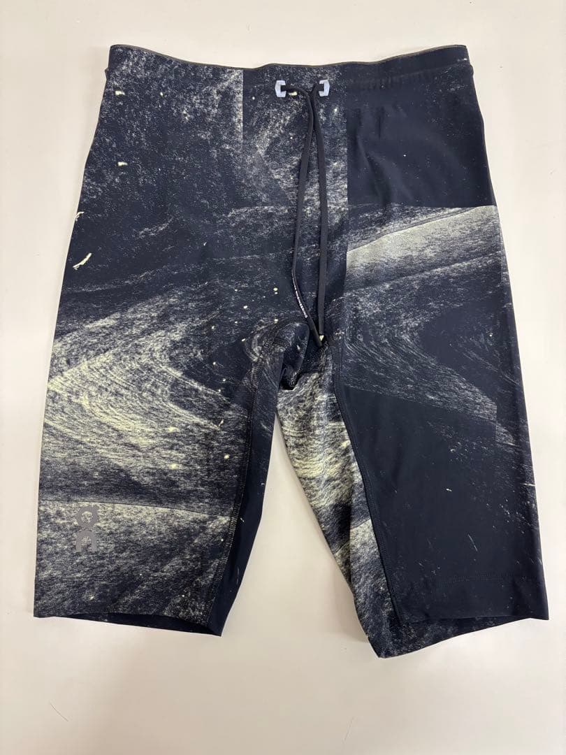 ON ランニング　ハーフタイツ　S