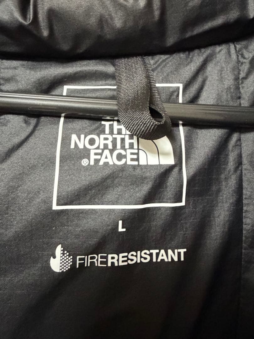 断捨離中　ファイヤーフライインサレーテッドパーカ　Lサイズ