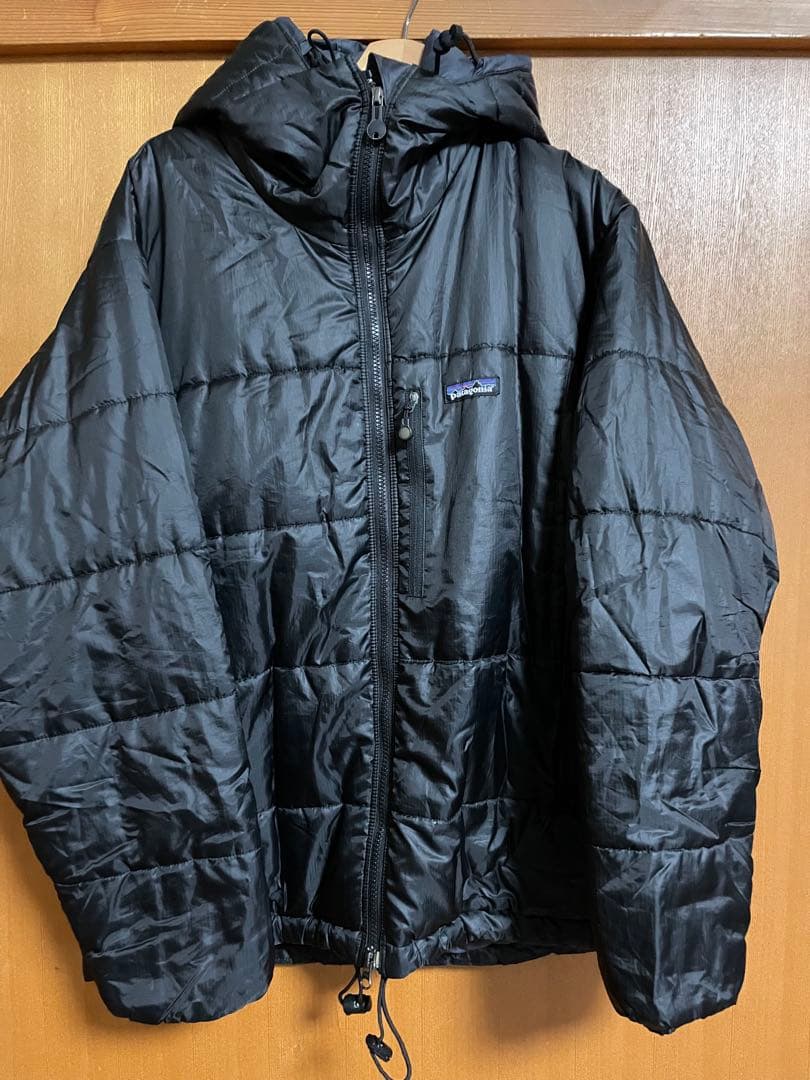 Patagonia ブラック ナイロンジャケット ダスパーカー