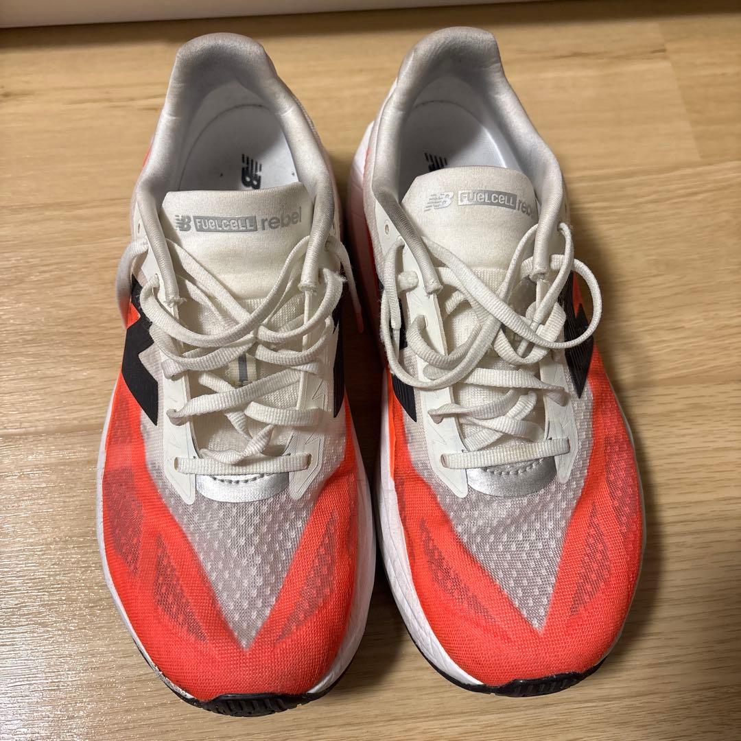 ニューバランス FUELCELL rebel5 27.5cm