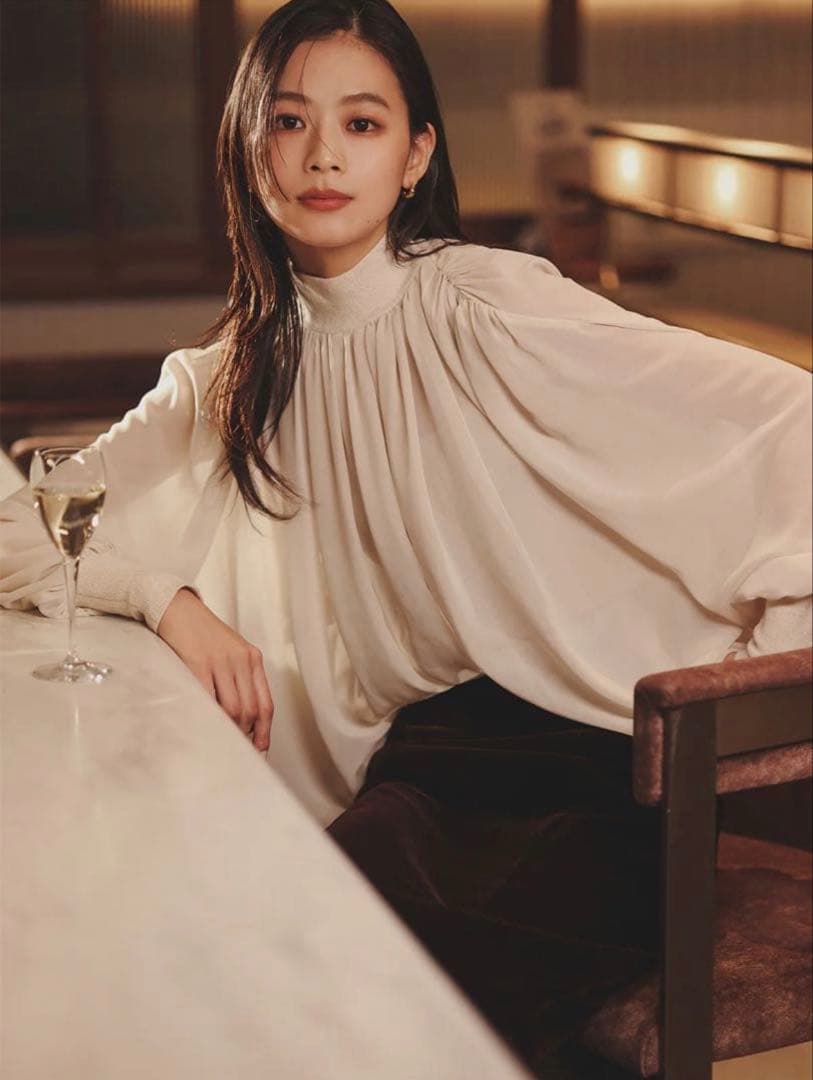 完売anuans アニュアンス ジョーゼットフレアブラウス　ブルー 新品タグ付