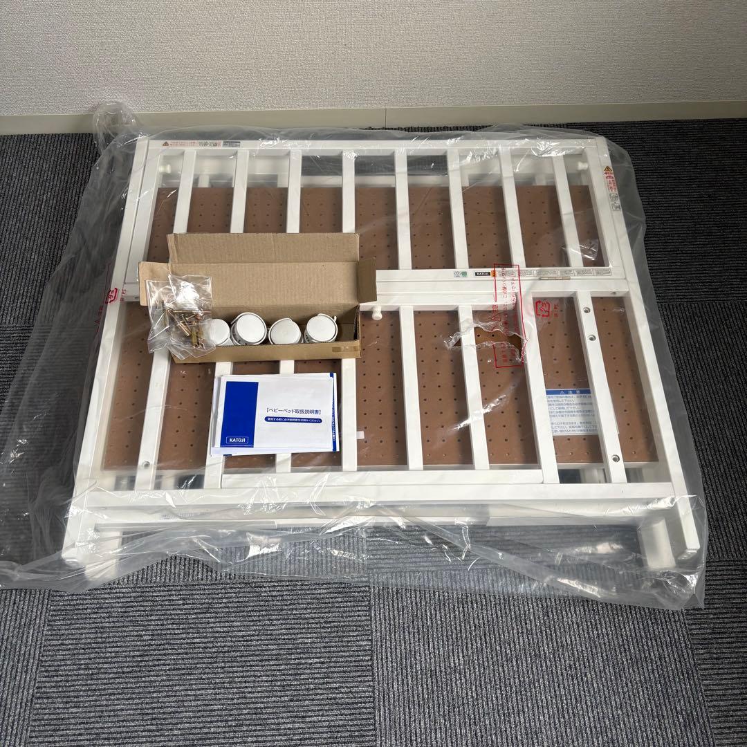 カトージ　ベビーベッド　折りたたみ　品番02006