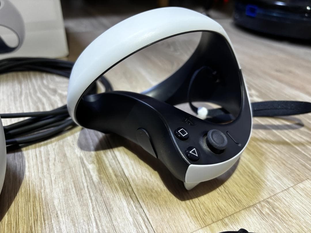 PlayStation VR2 (PSVR2) 本体セット｜良好コンディション