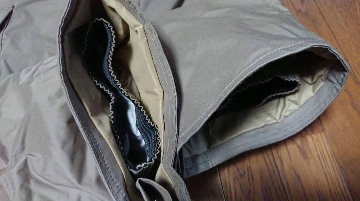 エスティボ　ESTIVOのスノーボードウェア女性Mサイズ　ゴールドウィン　スノボ