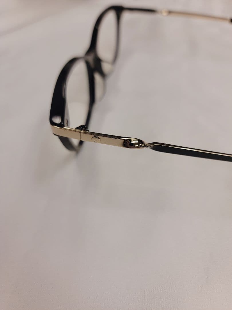 未使用　ケイト・スペード　度ありメガネ　ケース付き
