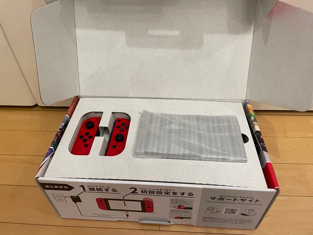 Switch Nintendo Switch本体 レッドJoy-Con